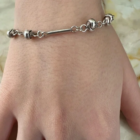 950 Platinum Beaded Bracelet - Picture 6 of 11